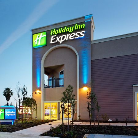 Holiday Inn Express Benicia By Ihg Exterior foto