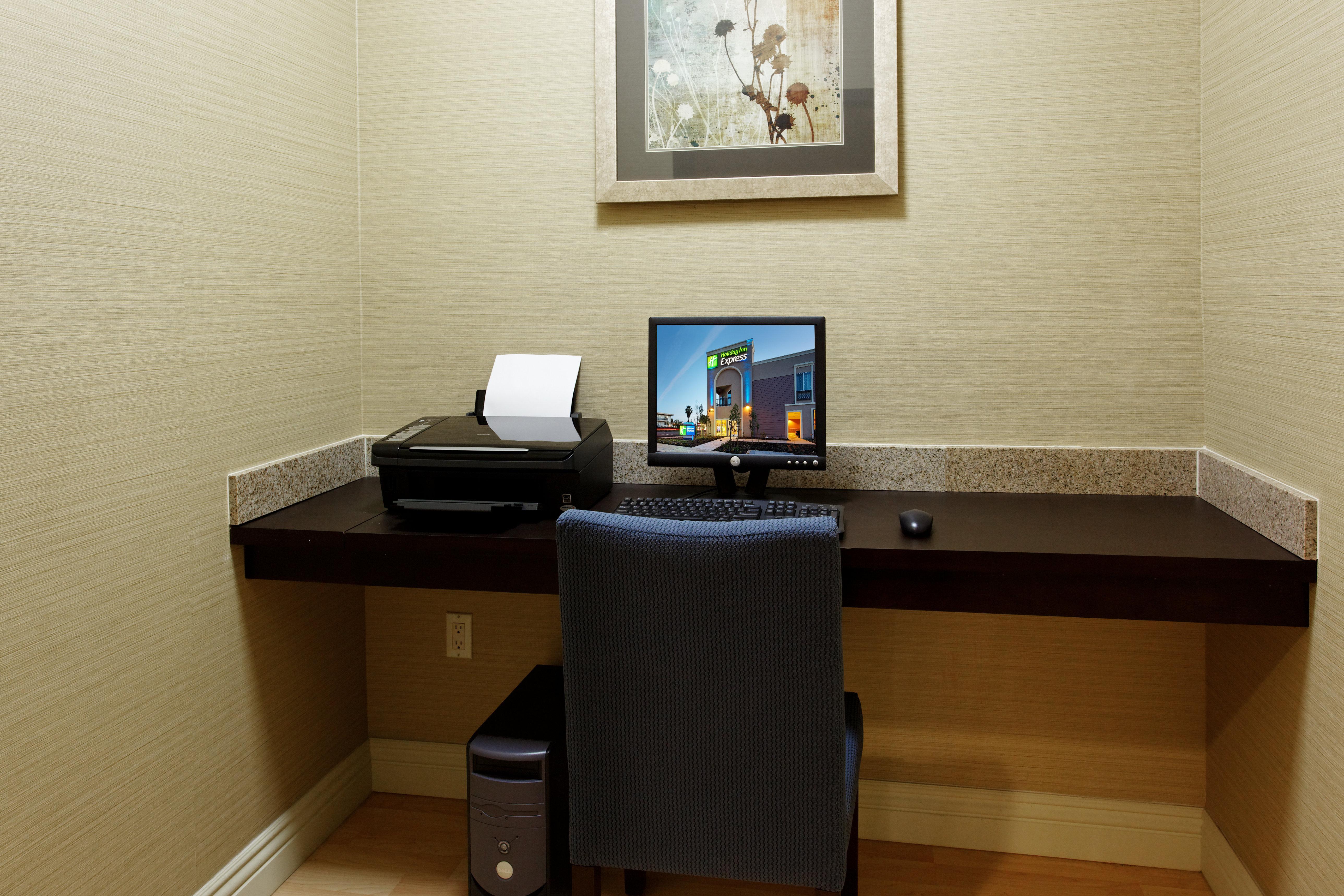 Holiday Inn Express Benicia By Ihg Exterior foto