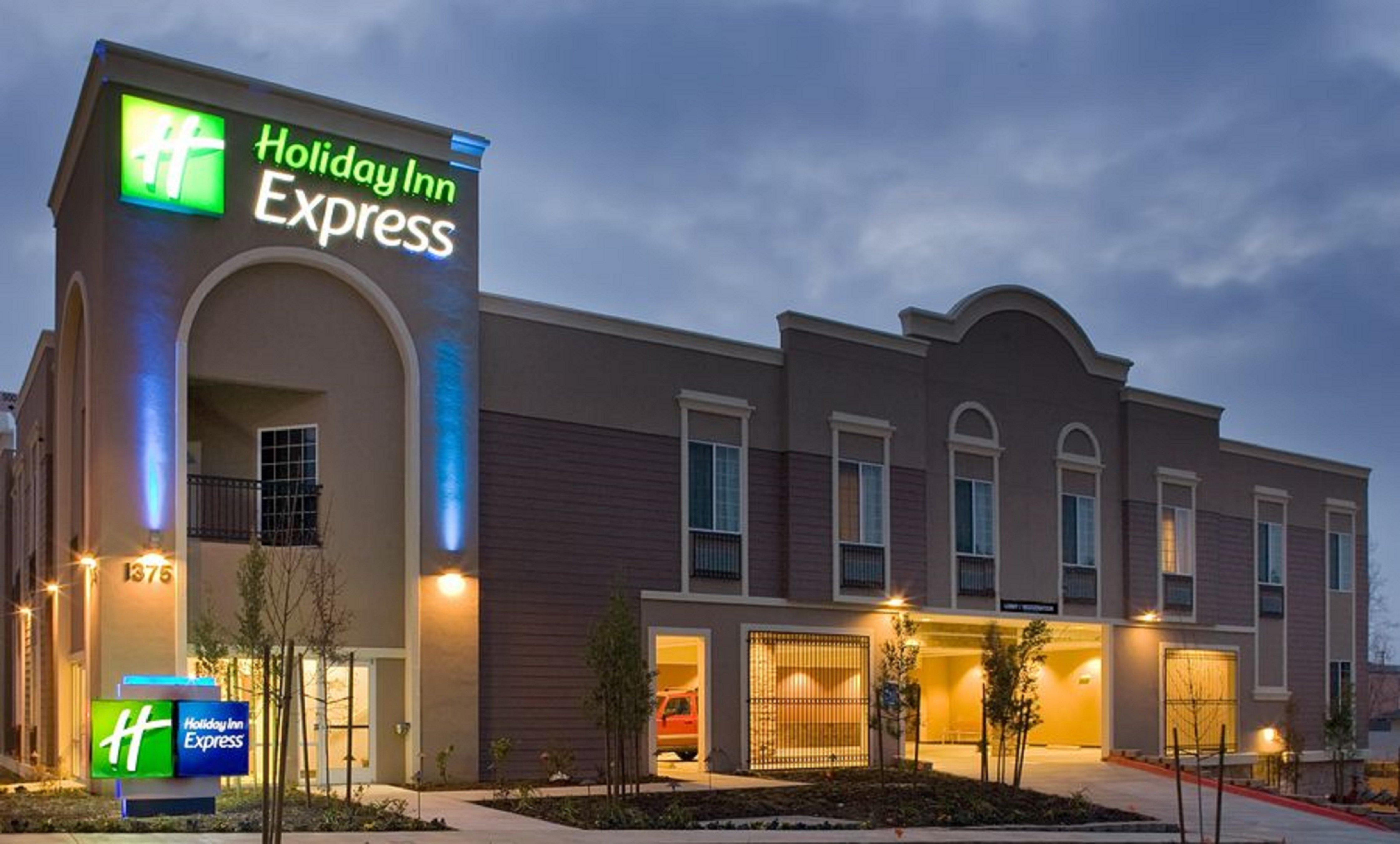 Holiday Inn Express Benicia By Ihg Exterior foto
